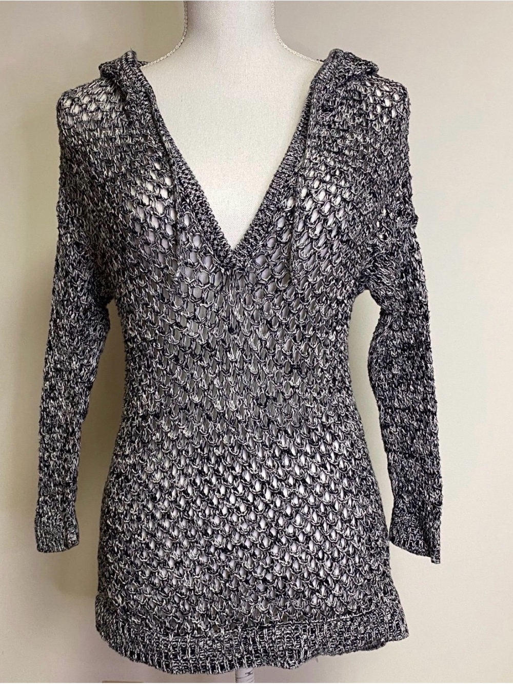 American Eagle open knit sweater vneck hood high low womens medium beach coastal